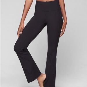 Athleta Salutation Pant
